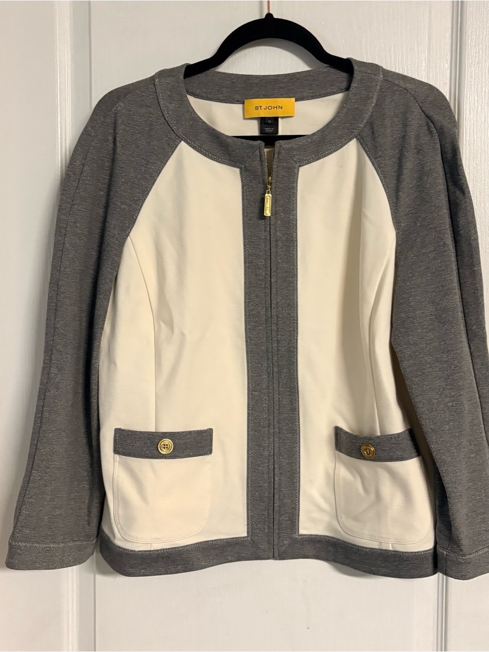 St. John Cream and Gray Zip Front Contrast Jacket